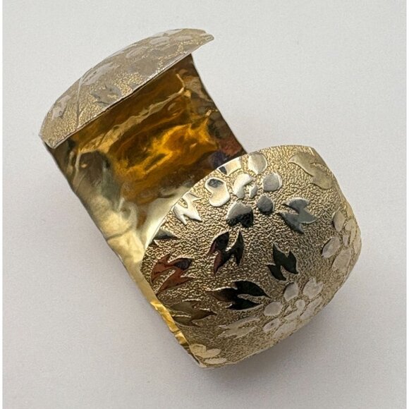 Vintage Wide Cuff Bracelet Floral Gold Tone Ornate Embossed Costume Jewelry - Picture 7 of 9